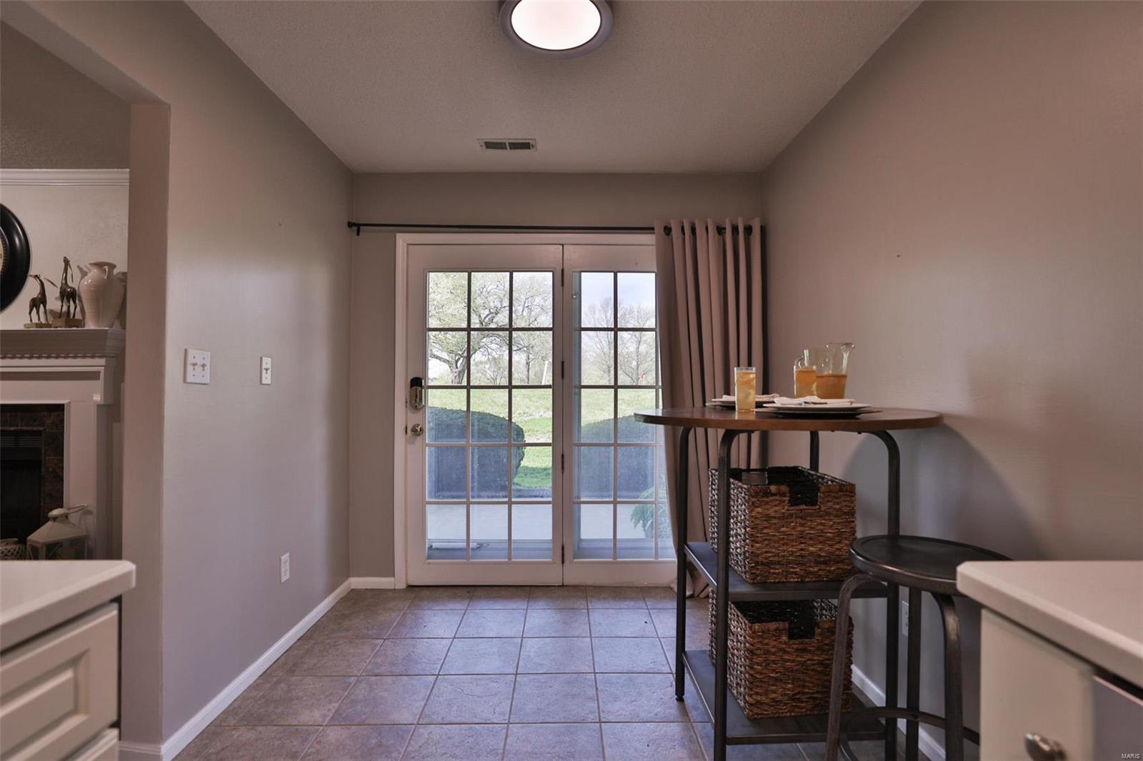 214 Country Club View Edwardsville, IL 62025 - Photo 35 of 71