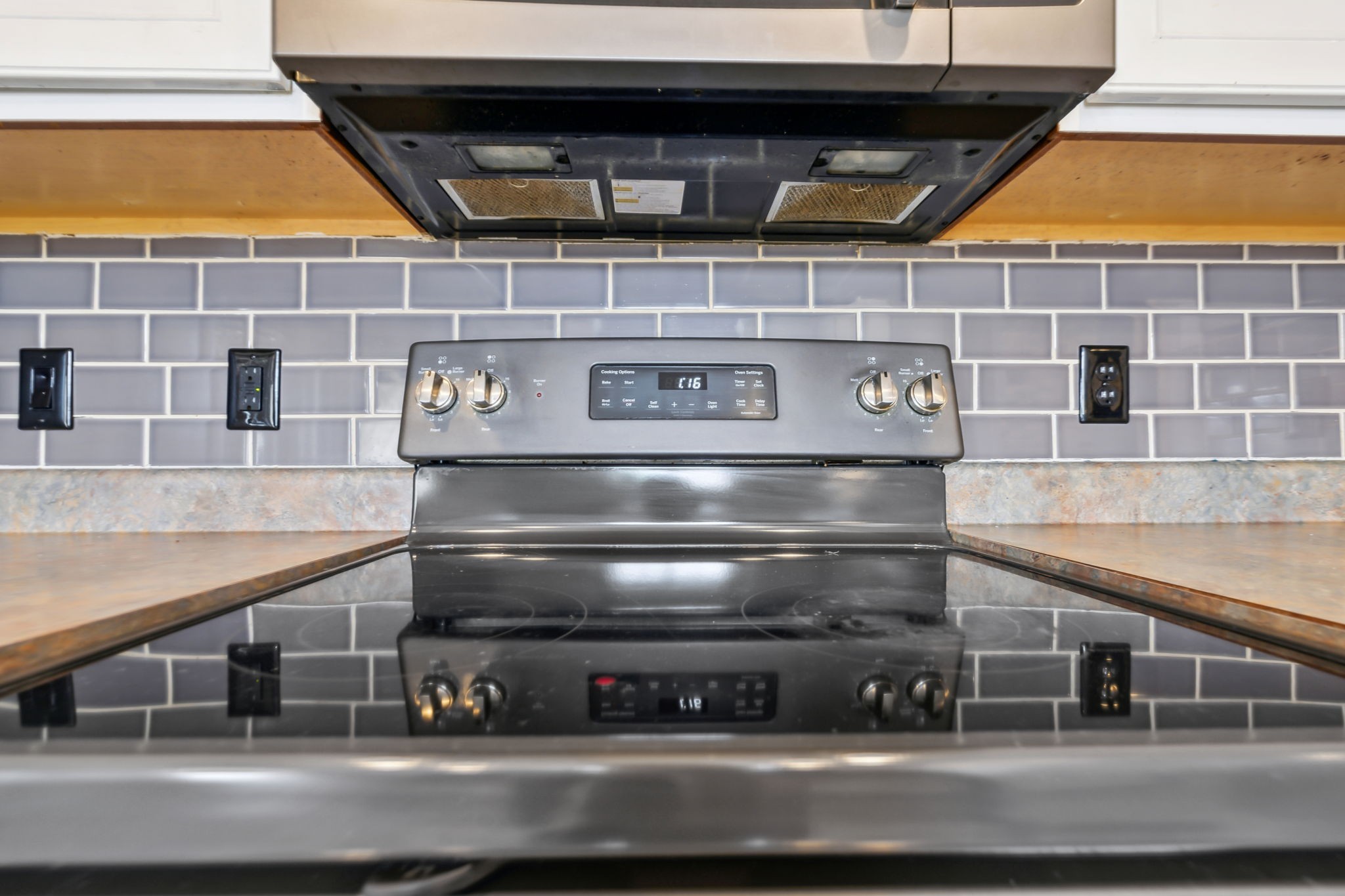 325 Golfview Lane Springfield, TN 37172 - Photo 21 of 51 a view of washer and dryer