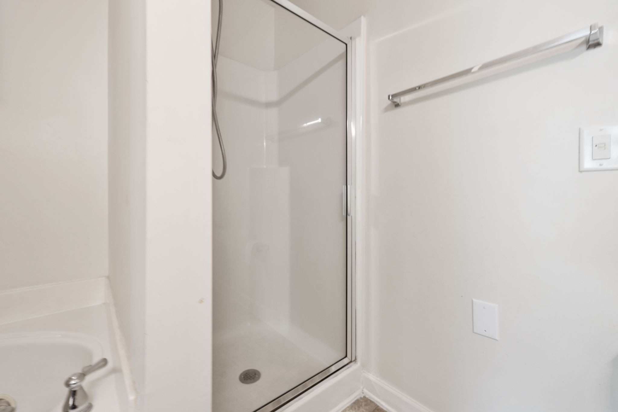 325 Golfview Lane Springfield, TN 37172 - Photo 41 of 51 a bathroom with a glass shower door