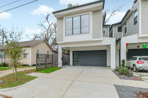 $490,000 | 5209 Gano Street, Houston, TX 77009