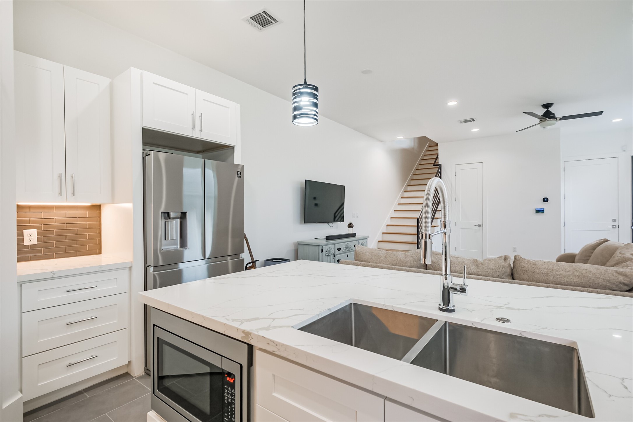 5209 Gano Street Houston, TX 77009 - Photo 12 of 34