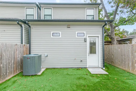 $490,000 | 5209 Gano Street, Houston, TX 77009