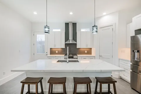 $490,000 | 5209 Gano Street, Houston, TX 77009