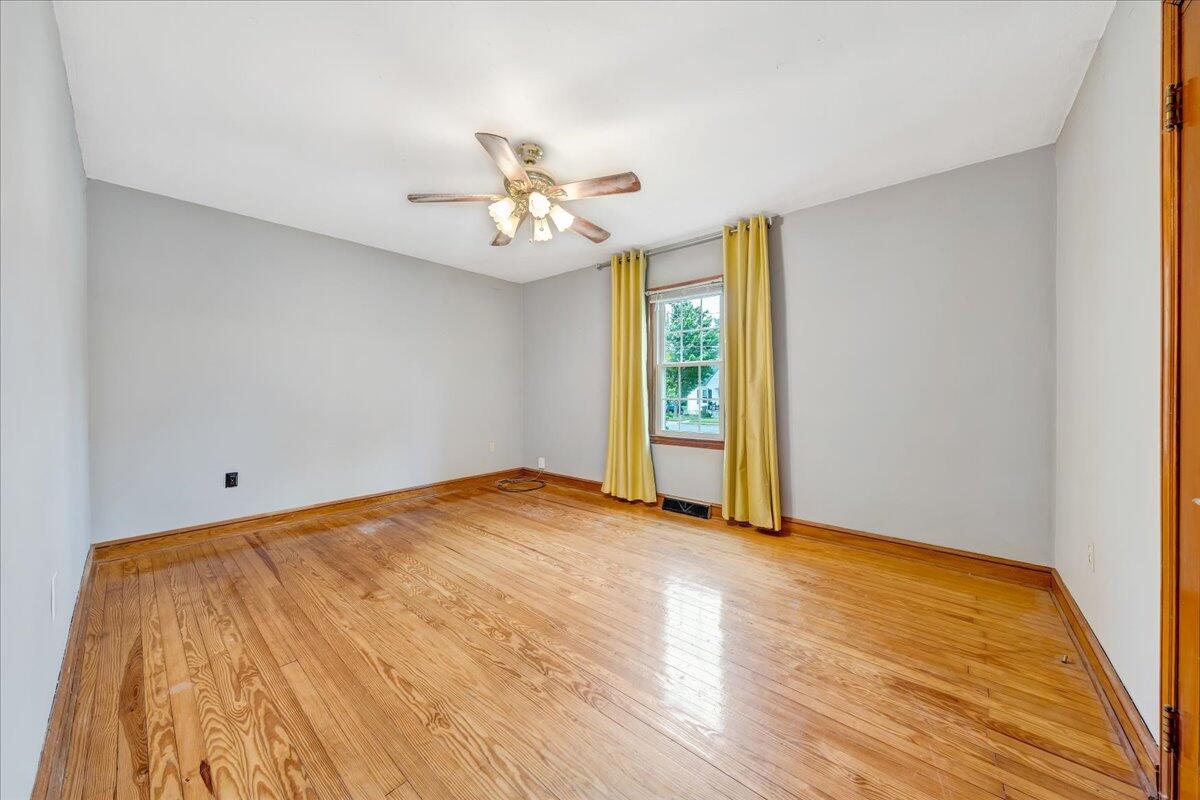 216 Goodwin Avenue Salem, VA 24153 - Photo 12 of 39 15-MIB01449