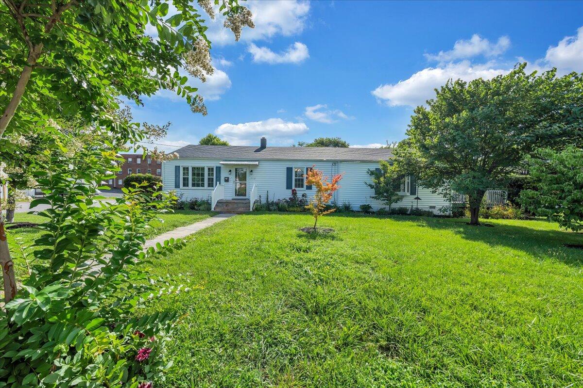 216 Goodwin Avenue Salem, VA 24153 - Photo 34 of 39 03-MIB01521