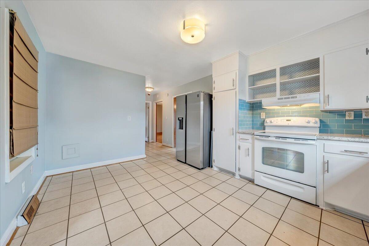 216 Goodwin Avenue Salem, VA 24153 - Photo 7 of 39 10-MIB01425