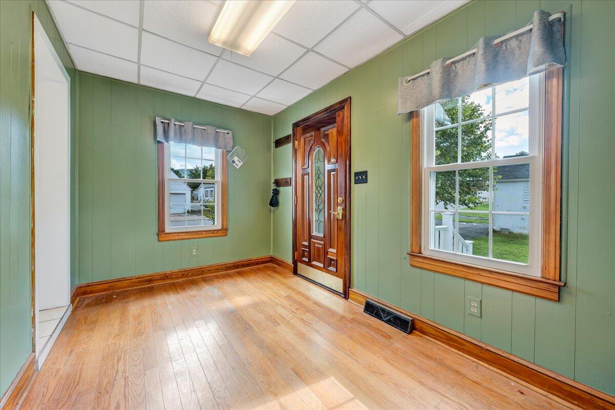 216 Goodwin Avenue Salem, VA 24153 - Photo 10 of 39 13-MIB01431