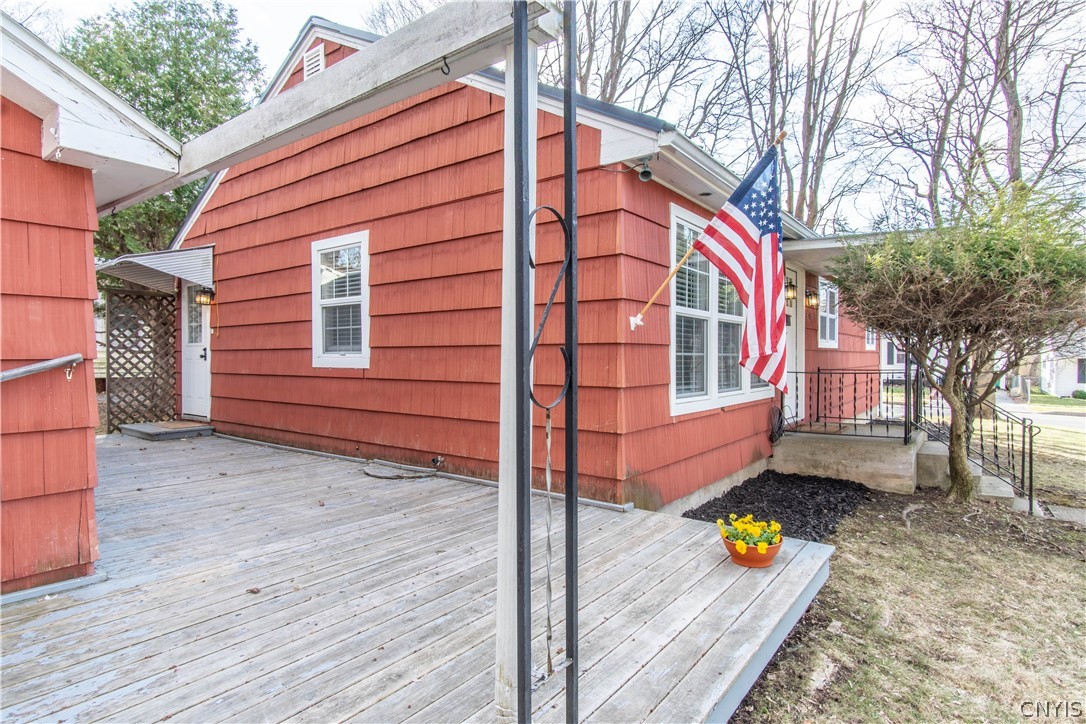 1502 Amherst Street Watertown, NY 13601 - Photo 7 of 38