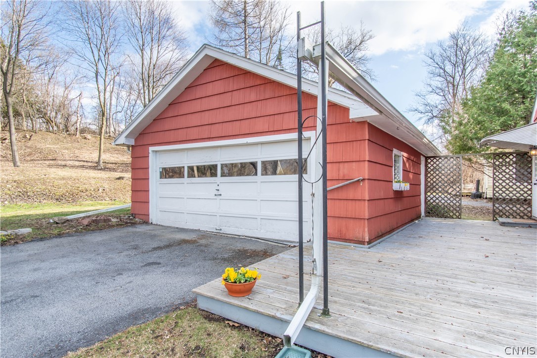 1502 Amherst Street Watertown, NY 13601 - Photo 8 of 38