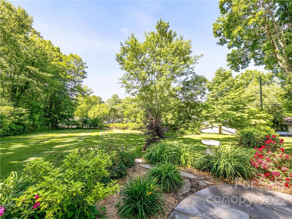 45 Trinity Chapel Road Asheville, NC 28805 - Photo 4 of 41 Gallery Image 4