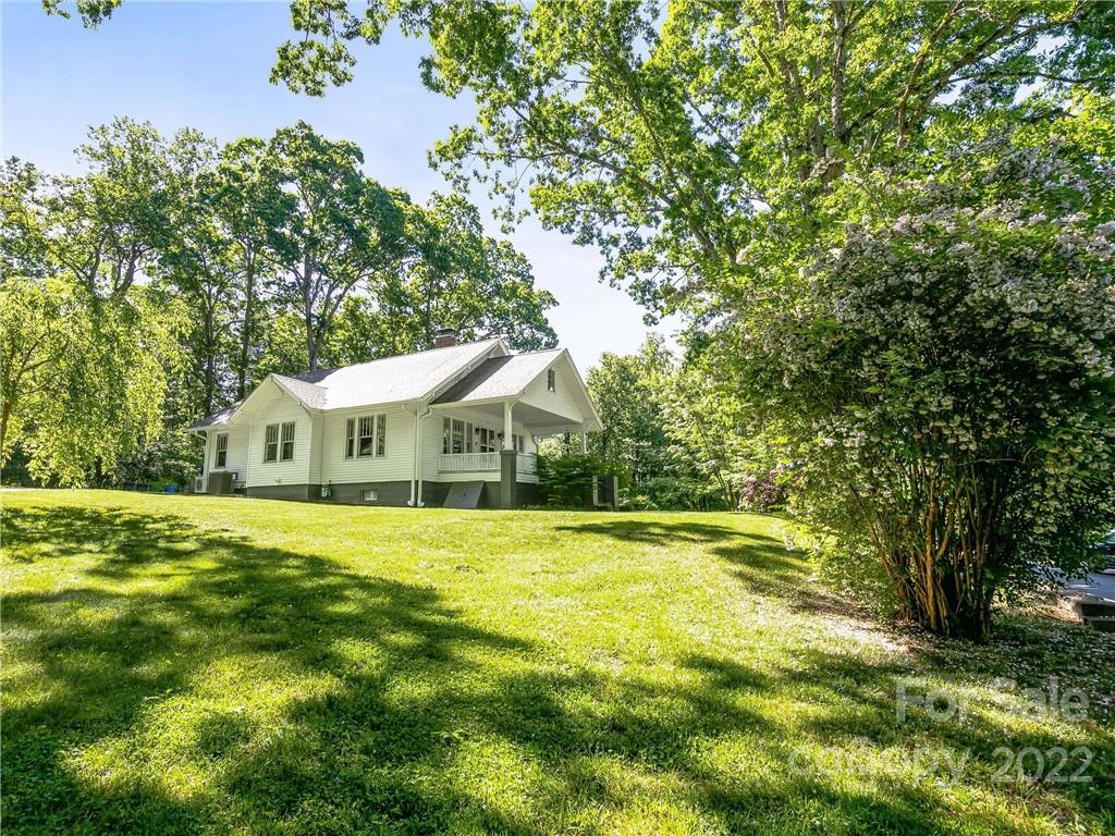 45 Trinity Chapel Road Asheville, NC 28805 - Photo 5 of 41 Gallery Image 5