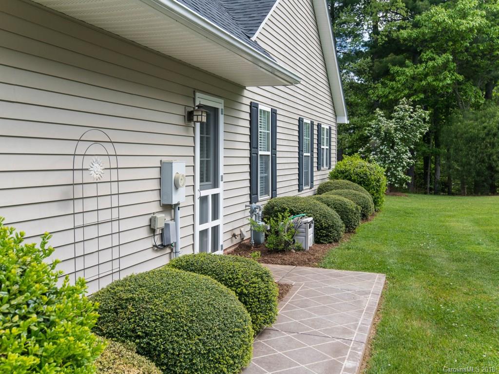 232 Stonehollow Road Fletcher, NC 28732 - Photo 33 of 35 a view of outdoor space and garden