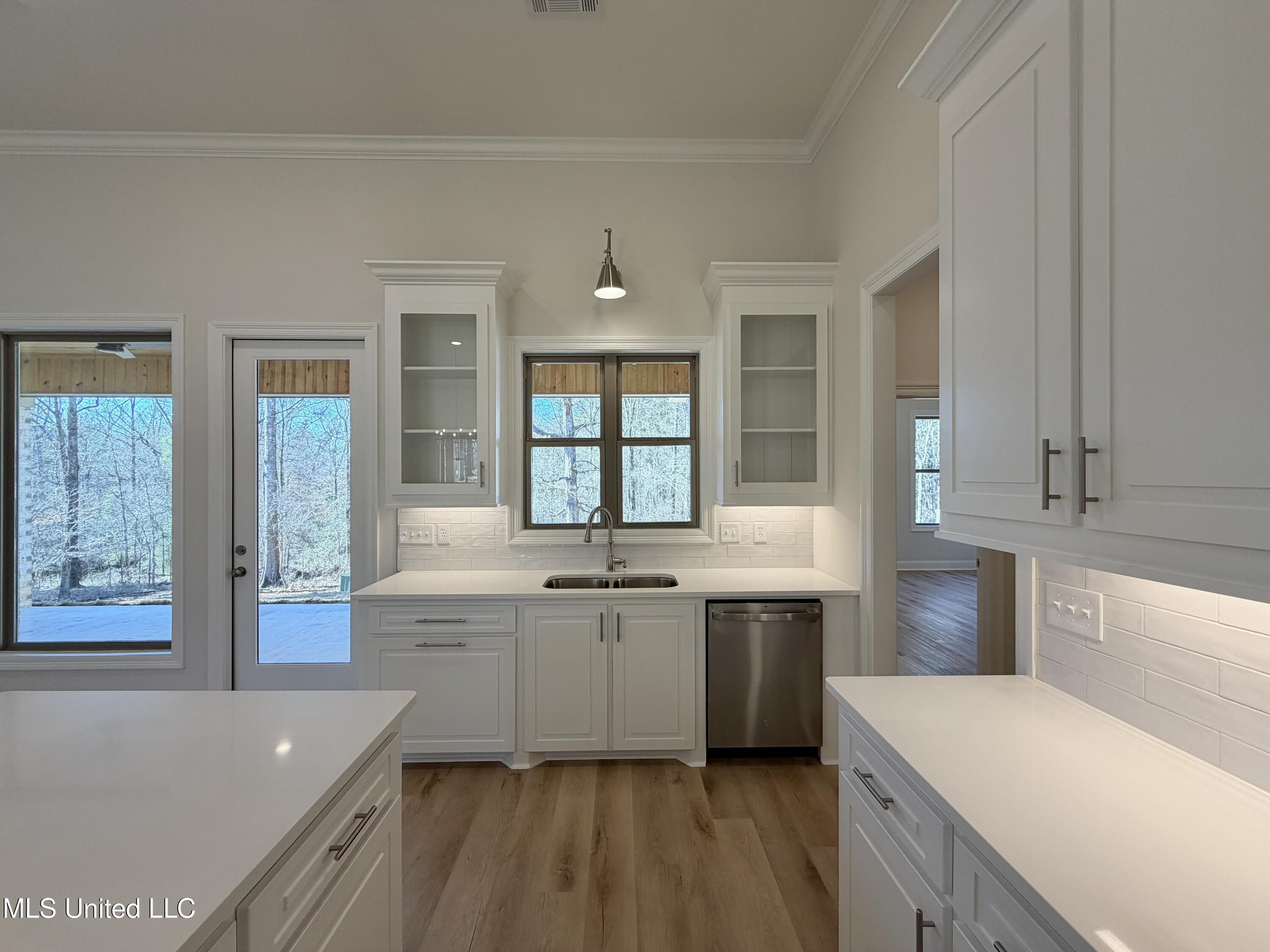 922 Mullican Road Florence, MS 39073 - Photo 13 of 54 IMG_3481(5)