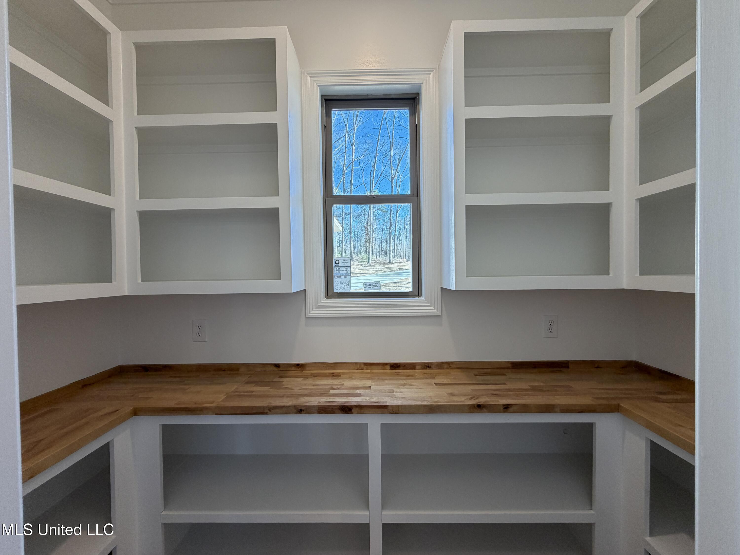 922 Mullican Road Florence, MS 39073 - Photo 16 of 54 IMG_3484(2)