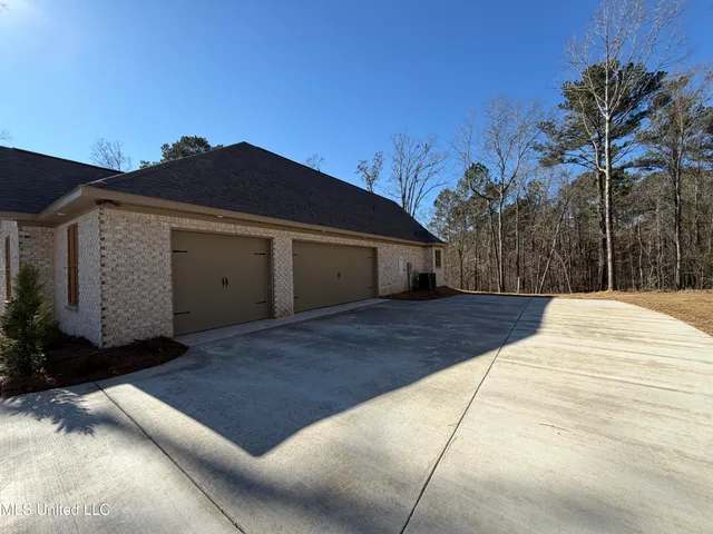 $482,900 | 922 Mullican Road, Florence, MS 39073
