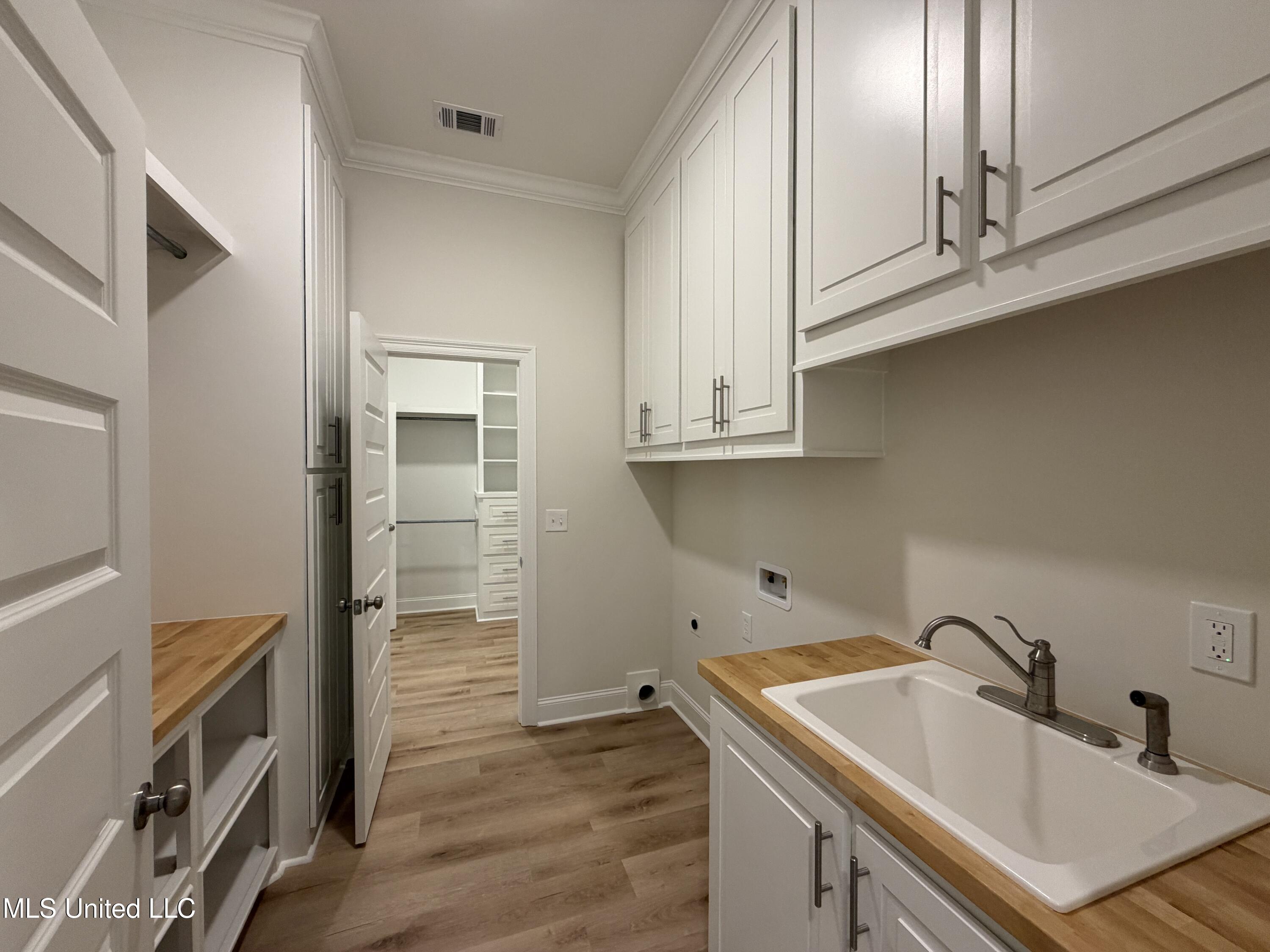 922 Mullican Road Florence, MS 39073 - Photo 33 of 54 IMG_3503(4)