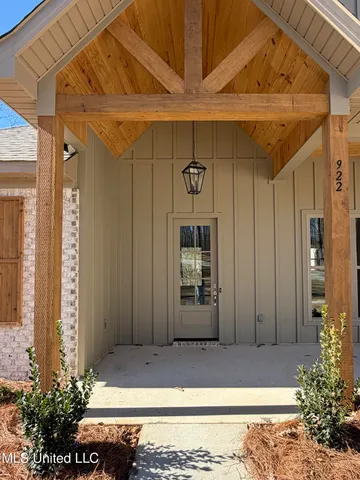 $482,900 | 922 Mullican Road, Florence, MS 39073