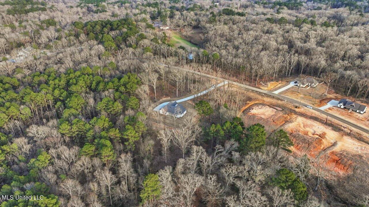 922 Mullican Road Florence, MS 39073 - Photo 56 of 65 56-922 Mullican Rd _ Home Tours MS