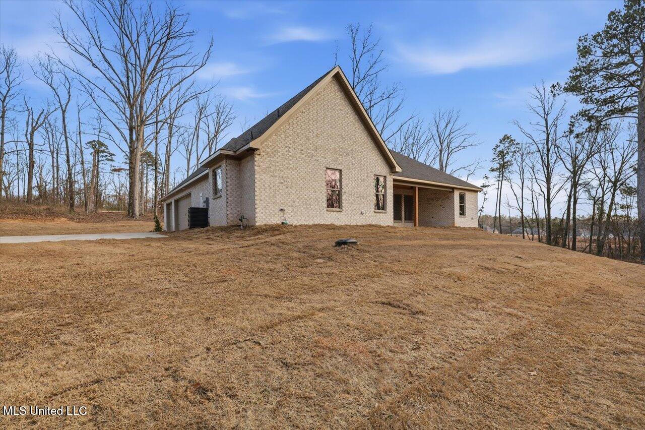 922 Mullican Road Florence, MS 39073 - Photo 8 of 65 08-922 Mullican Rd _ Home Tours MS