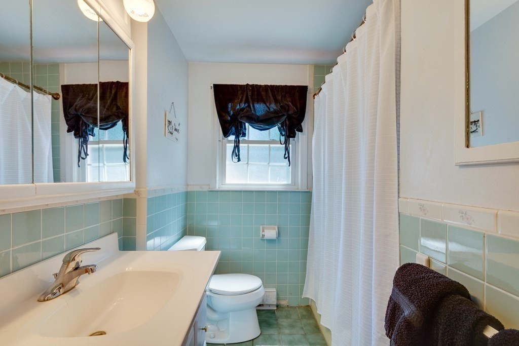 57 Richard Road Marlborough, MA 01752 - Photo 17 of 38 Gallery Image 17