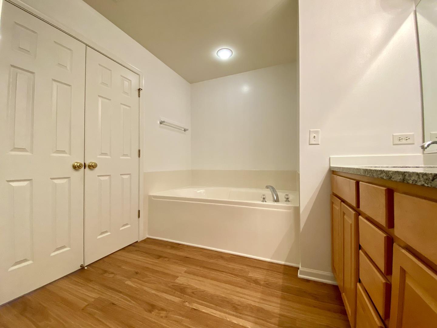 4121 Bethlehem Road Aurora, IL 60504 - Photo 14 of 26