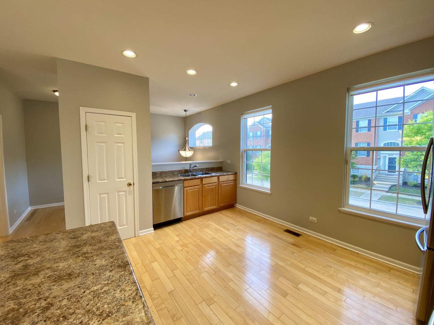 4121 Bethlehem Road Aurora, IL 60504 - Photo 6 of 26
