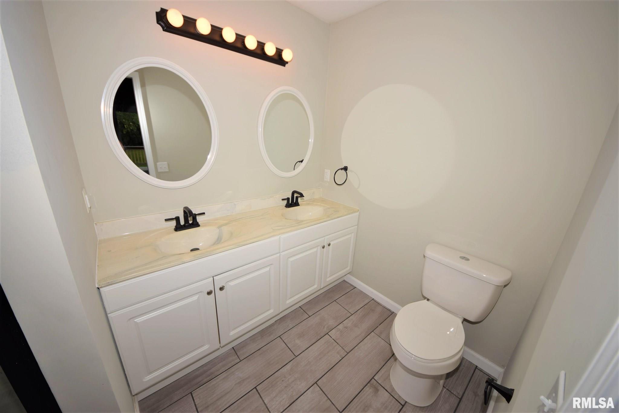 865 North Oaklane Road Springfield, IL 62712 - Photo 27 of 37