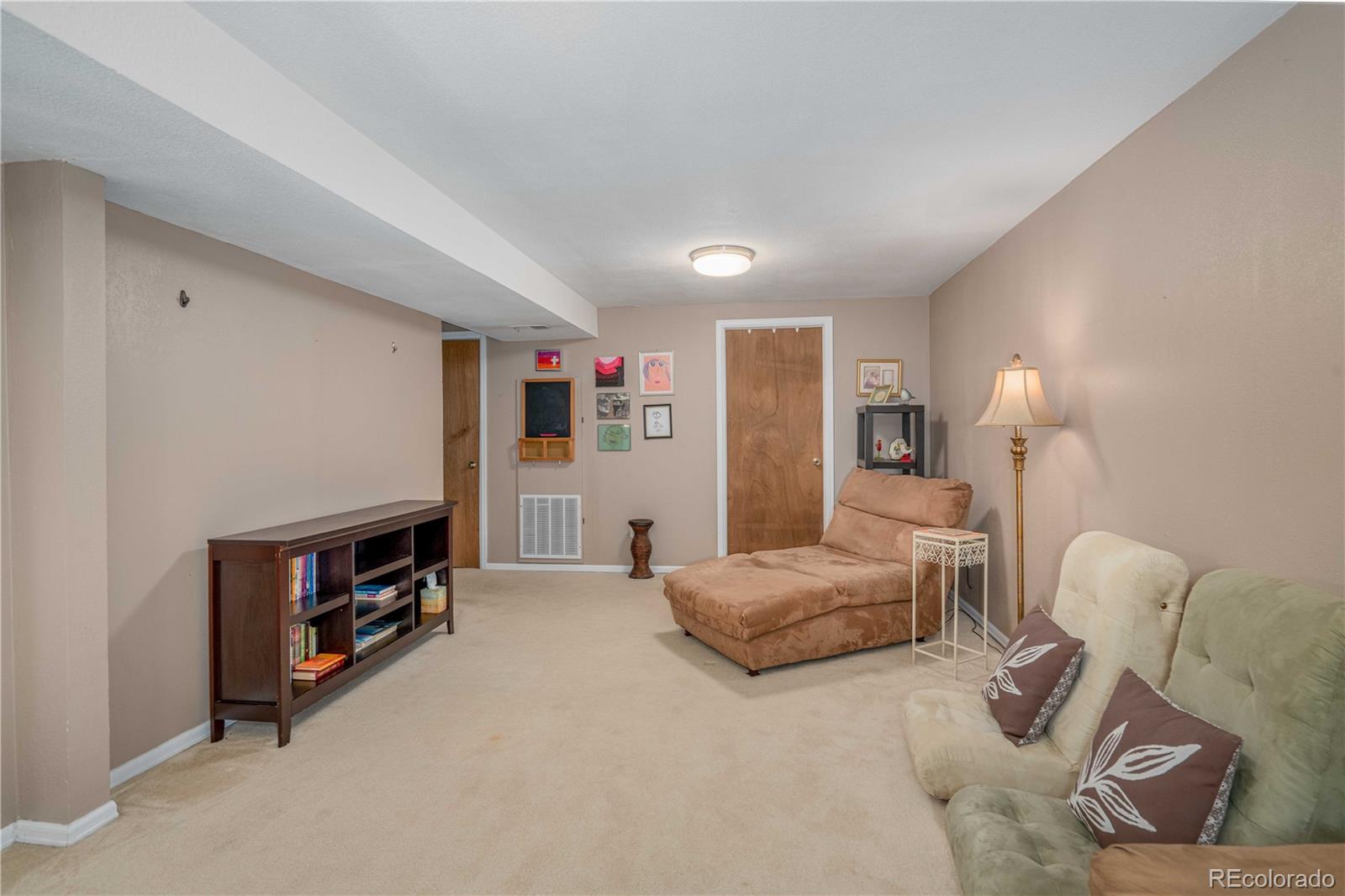 9160 Rimrock Court Highlands Ranch, CO 80126 - Photo 22 of 30 Gallery Image 22