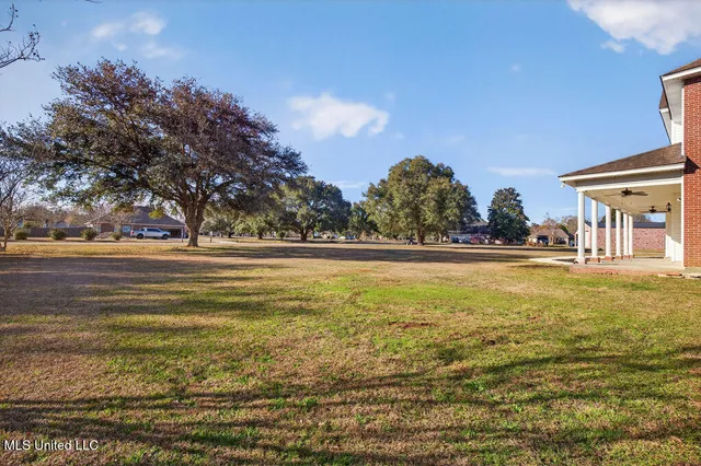 $489,900 | 34 Hidden Hills Drive East, Picayune, MS 39466