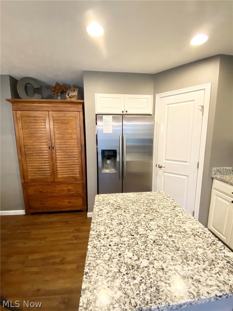 31818 Rustic Ridge North Ridgeville, OH 44039 - Photo 14 of 35 Kitchen w/granite countertops, SS appliances, large pantry