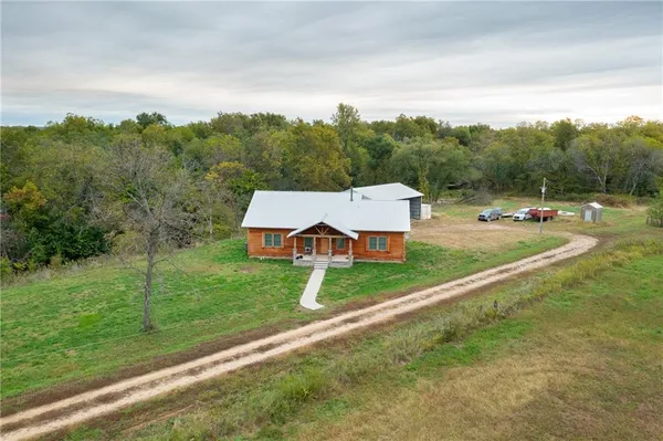 $1,874,100 | 0 Southeast Virginia Road, Kincaid, KS 66039