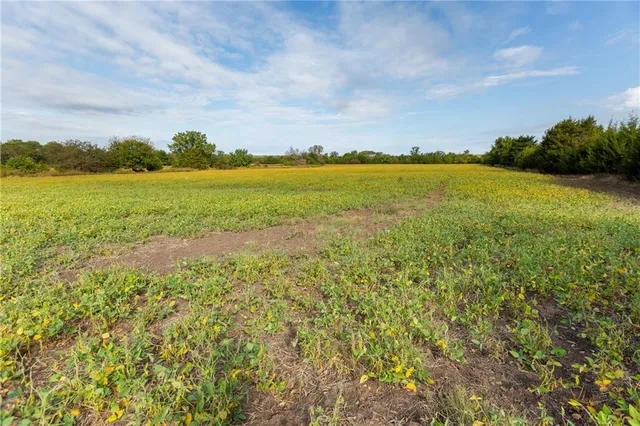 $1,874,100 | 0 Southeast Virginia Road, Kincaid, KS 66039