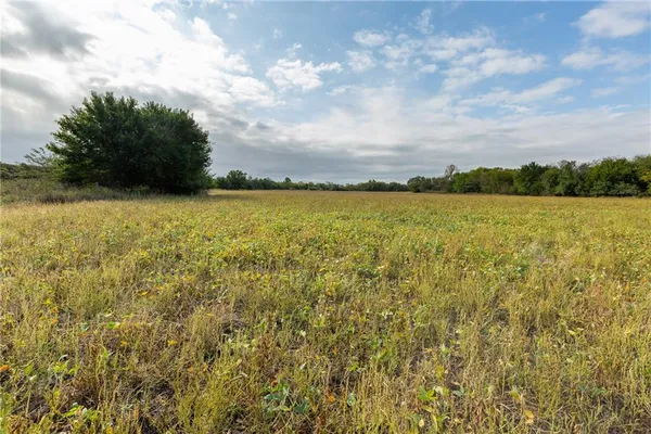 $1,750,000 | 0 Southeast Virginia Road, Kincaid, KS 66039