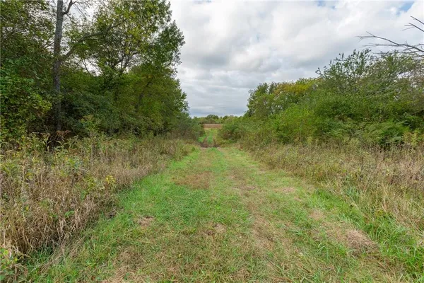 $1,750,000 | 0 Southeast Virginia Road, Kincaid, KS 66039
