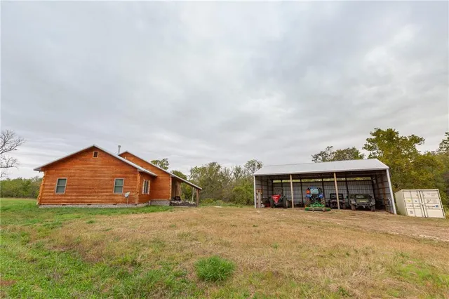 $1,874,100 | 0 Southeast Virginia Road, Kincaid, KS 66039