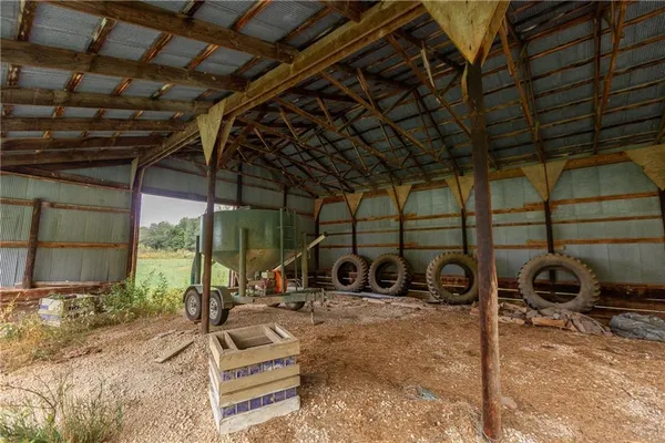 $1,750,000 | 0 Southeast Virginia Road, Kincaid, KS 66039