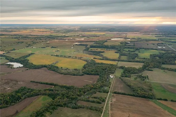 $1,750,000 | 0 Southeast Virginia Road, Kincaid, KS 66039