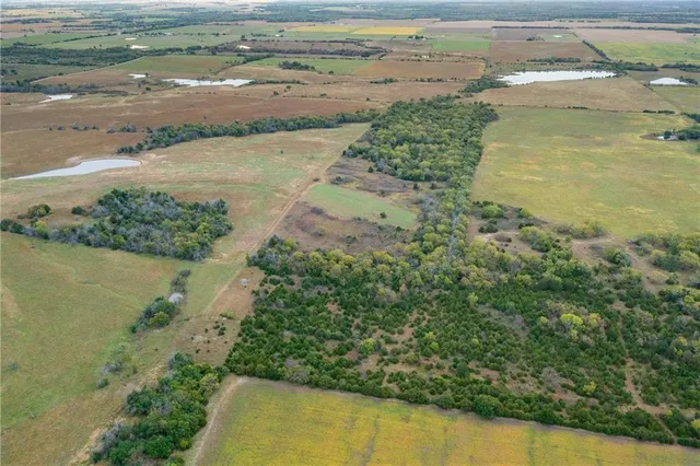 $1,874,100 | 0 Southeast Virginia Road, Kincaid, KS 66039