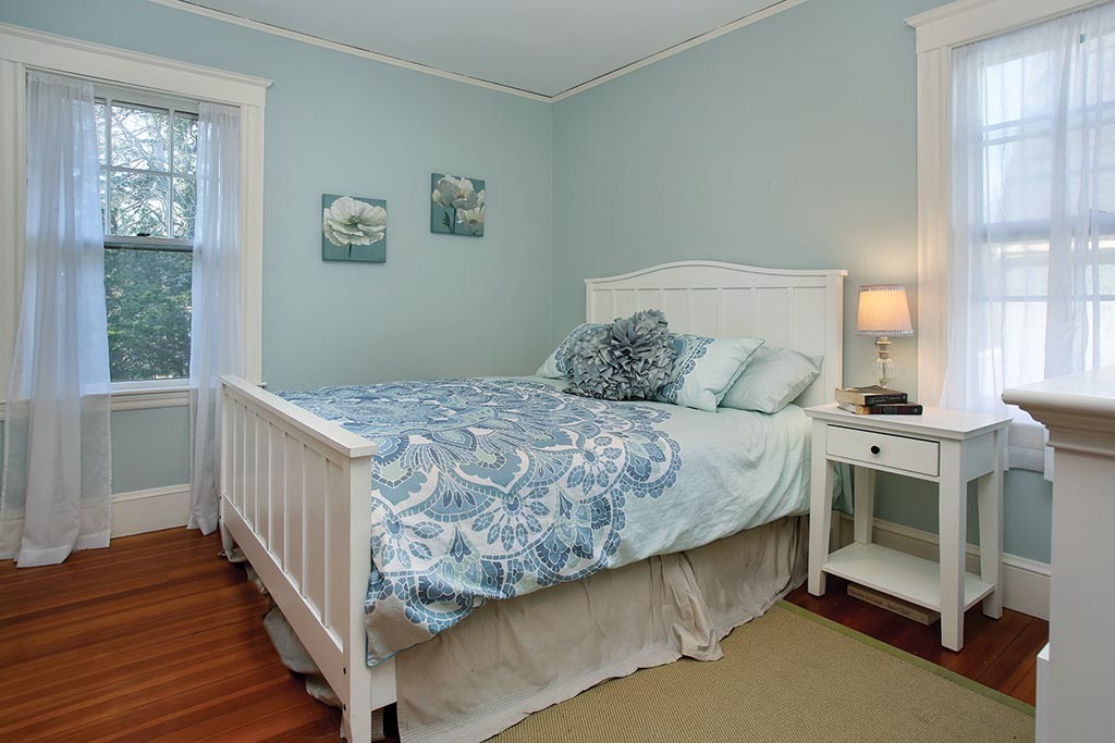 20 Brington Road, Unit 20 Brookline, MA 02445 - Photo 5 of 6