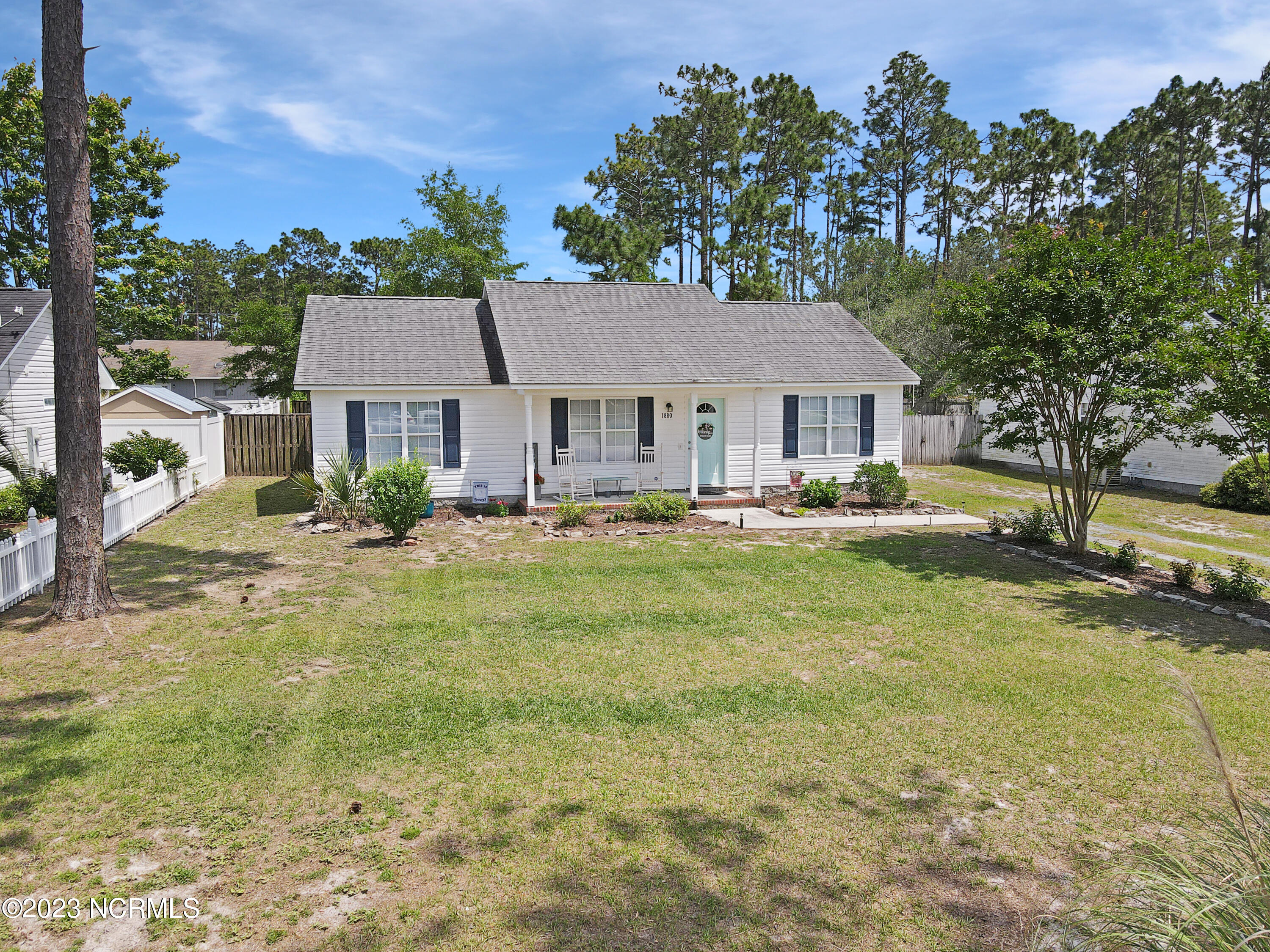 1880 Pinehurst Road Southport, NC 28461 - Photo 1 of 16 AHAU3568