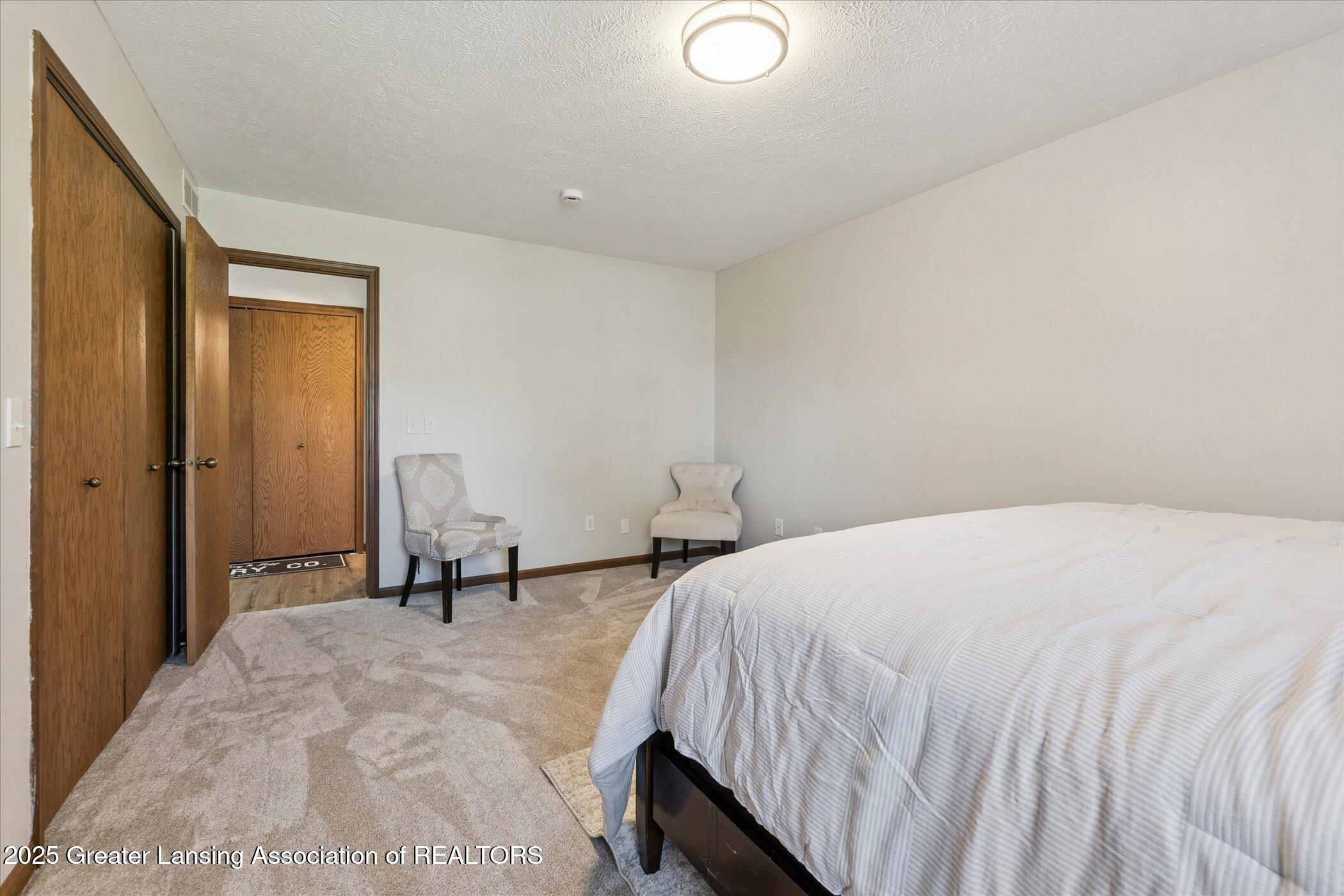 6512 Spring Tree Lane, Unit 14 Lansing, MI 48917 - Photo 17 of 38 20250927114519236572000000-o