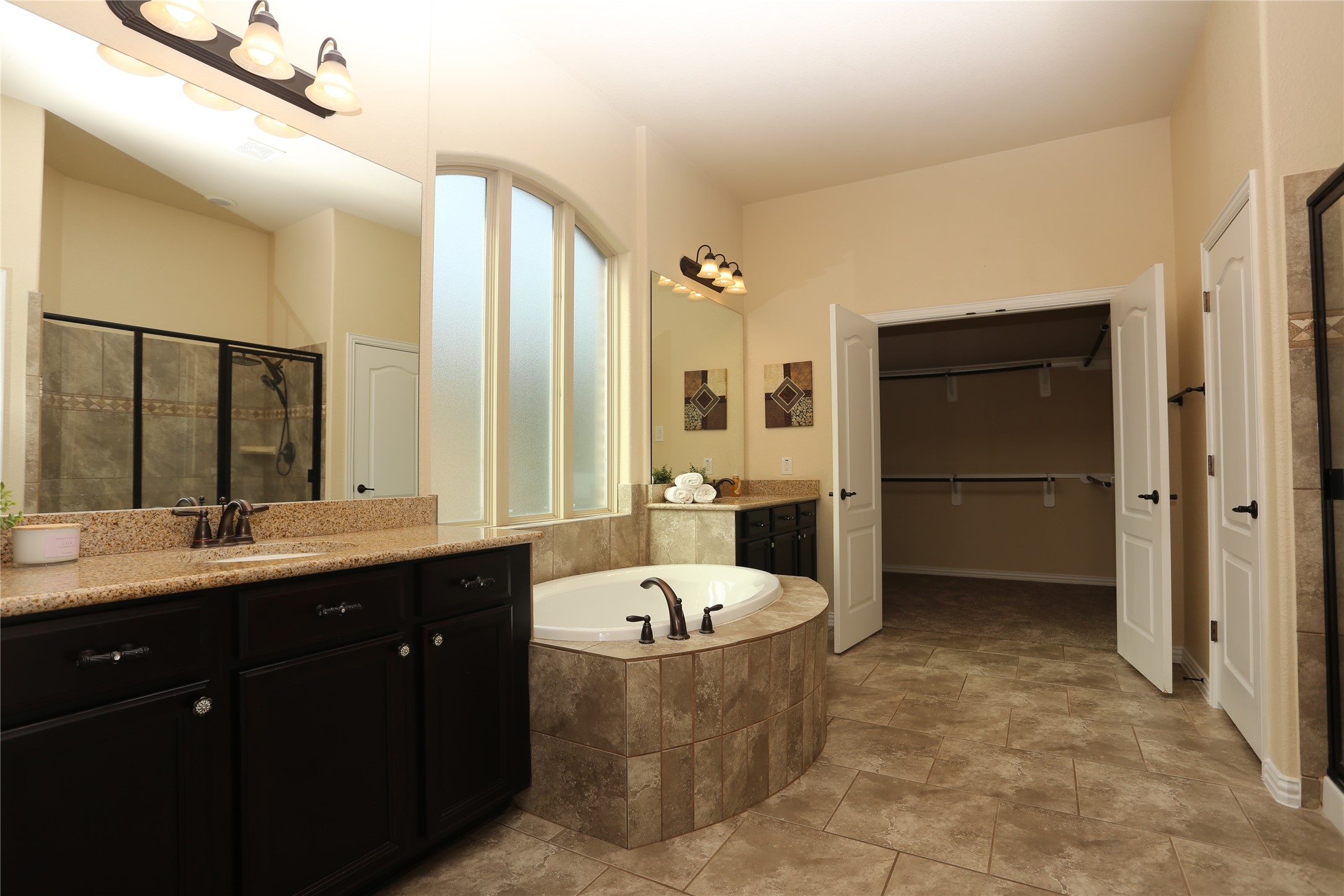 2033 Brodie Lane Conroe, TX 77301 - Photo 17 of 39