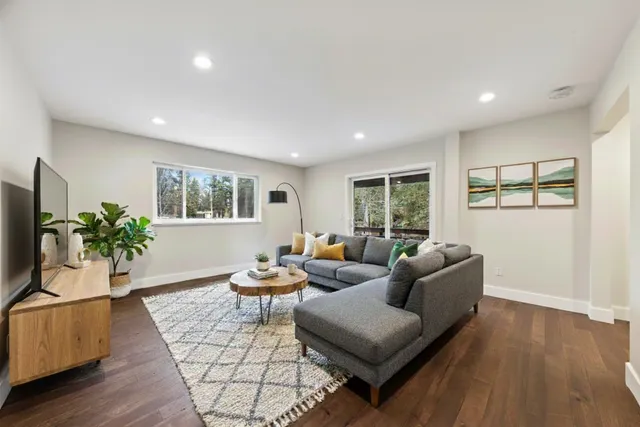 $999,000 | 14579 Northwoods Boulevard, Truckee, CA 96161