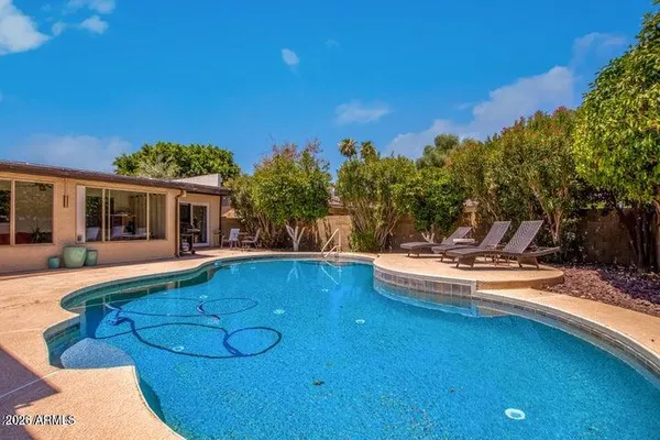 $675,000 | 2118 East Pebble Beach Drive, Tempe, AZ 85282