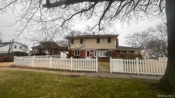 $830,000 | 1240 Langdon Boulevard, Rockville Centre, NY 11570