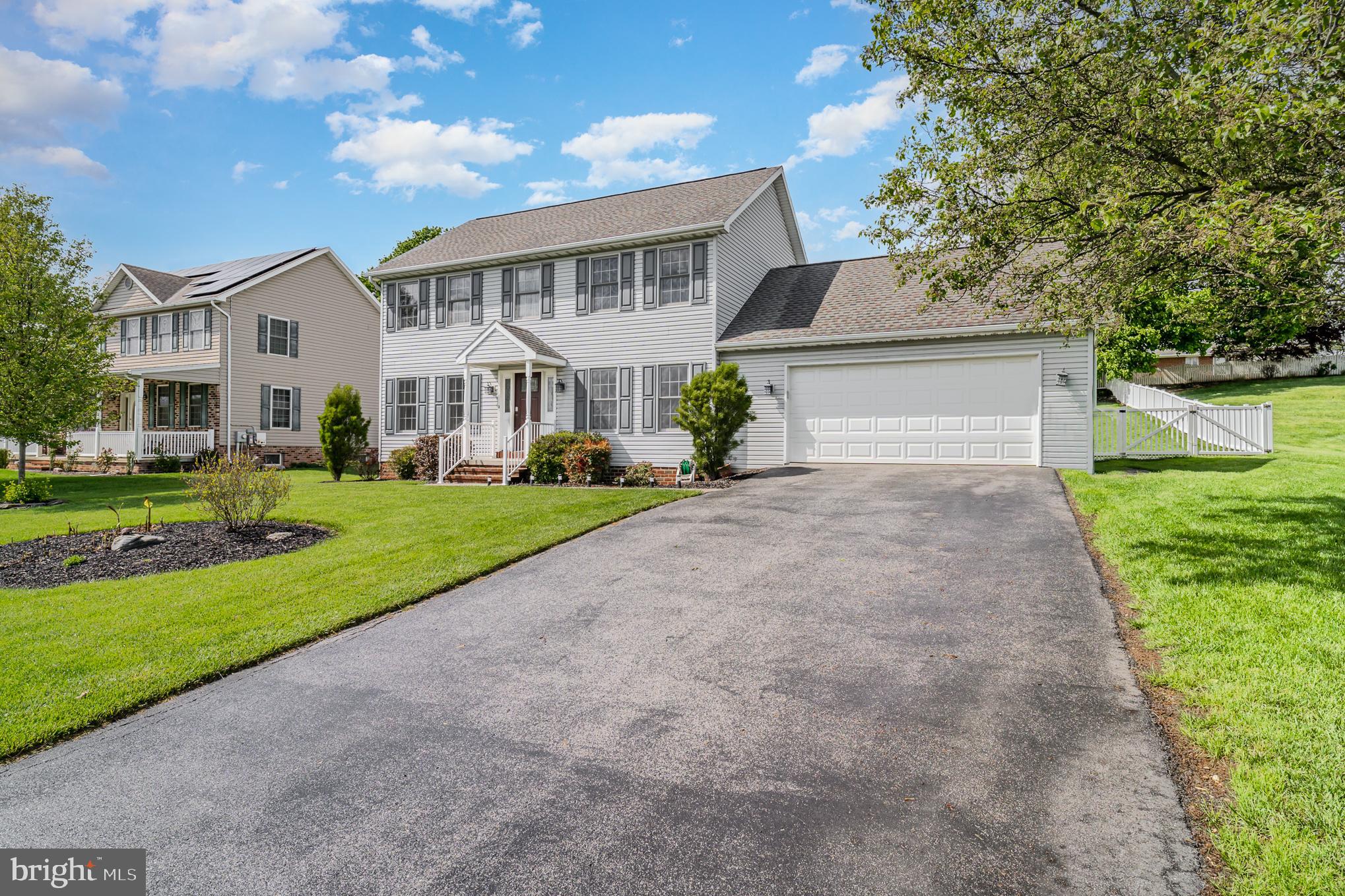 383 Limestone Road Carlisle, PA 17015 - Photo 3 of 33 Gallery Image 3