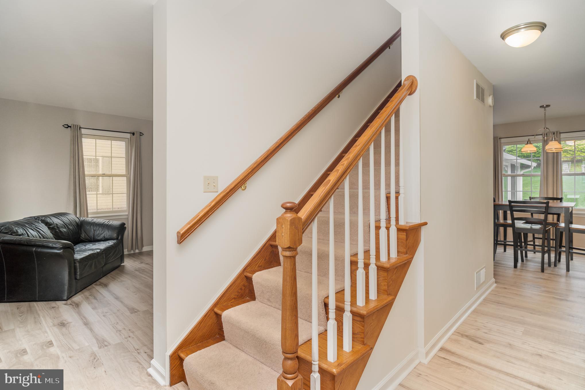 383 Limestone Road Carlisle, PA 17015 - Photo 4 of 33 Gallery Image 4