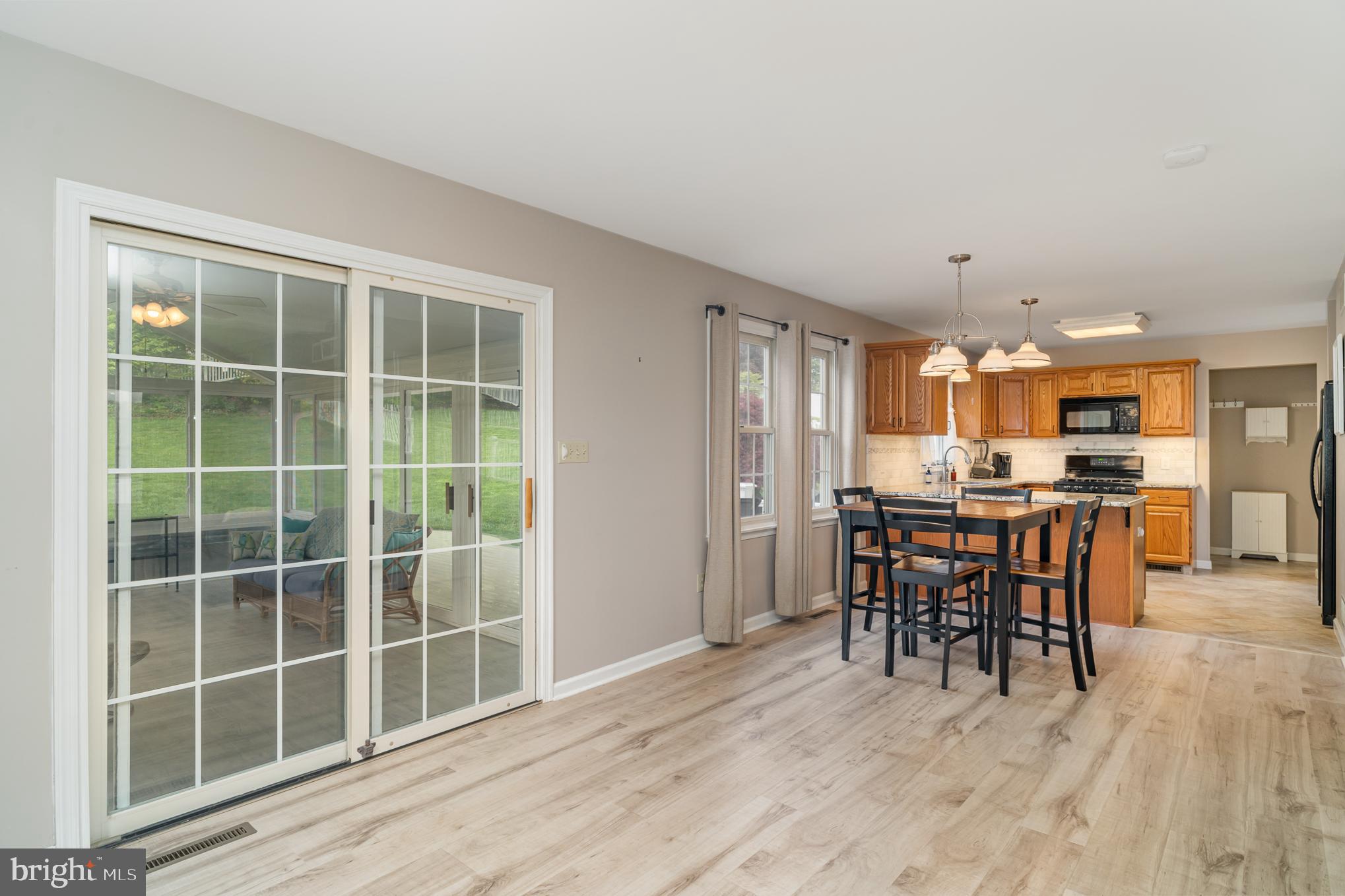 383 Limestone Road Carlisle, PA 17015 - Photo 9 of 33 Gallery Image 9