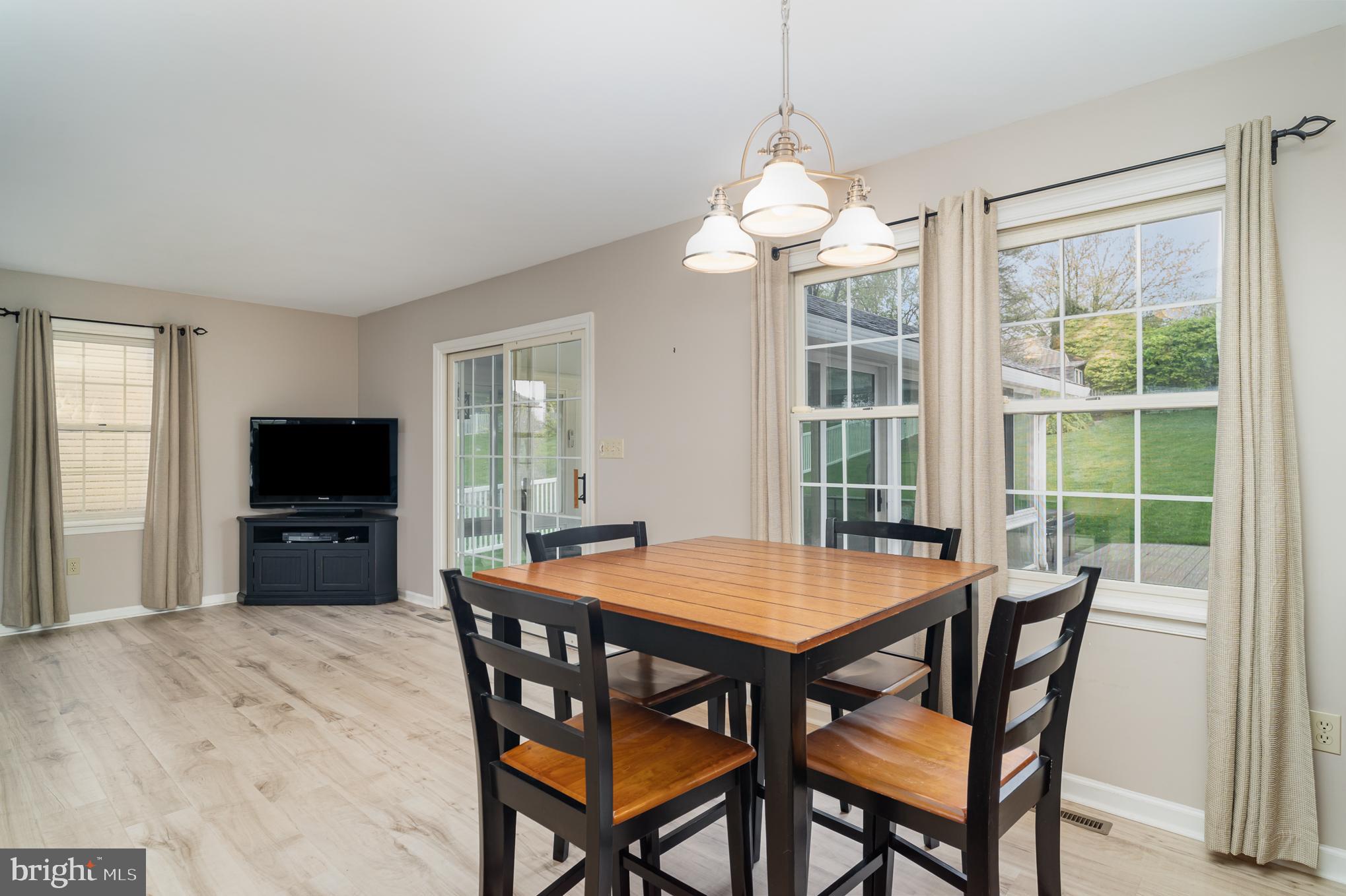 383 Limestone Road Carlisle, PA 17015 - Photo 10 of 33 Gallery Image 10