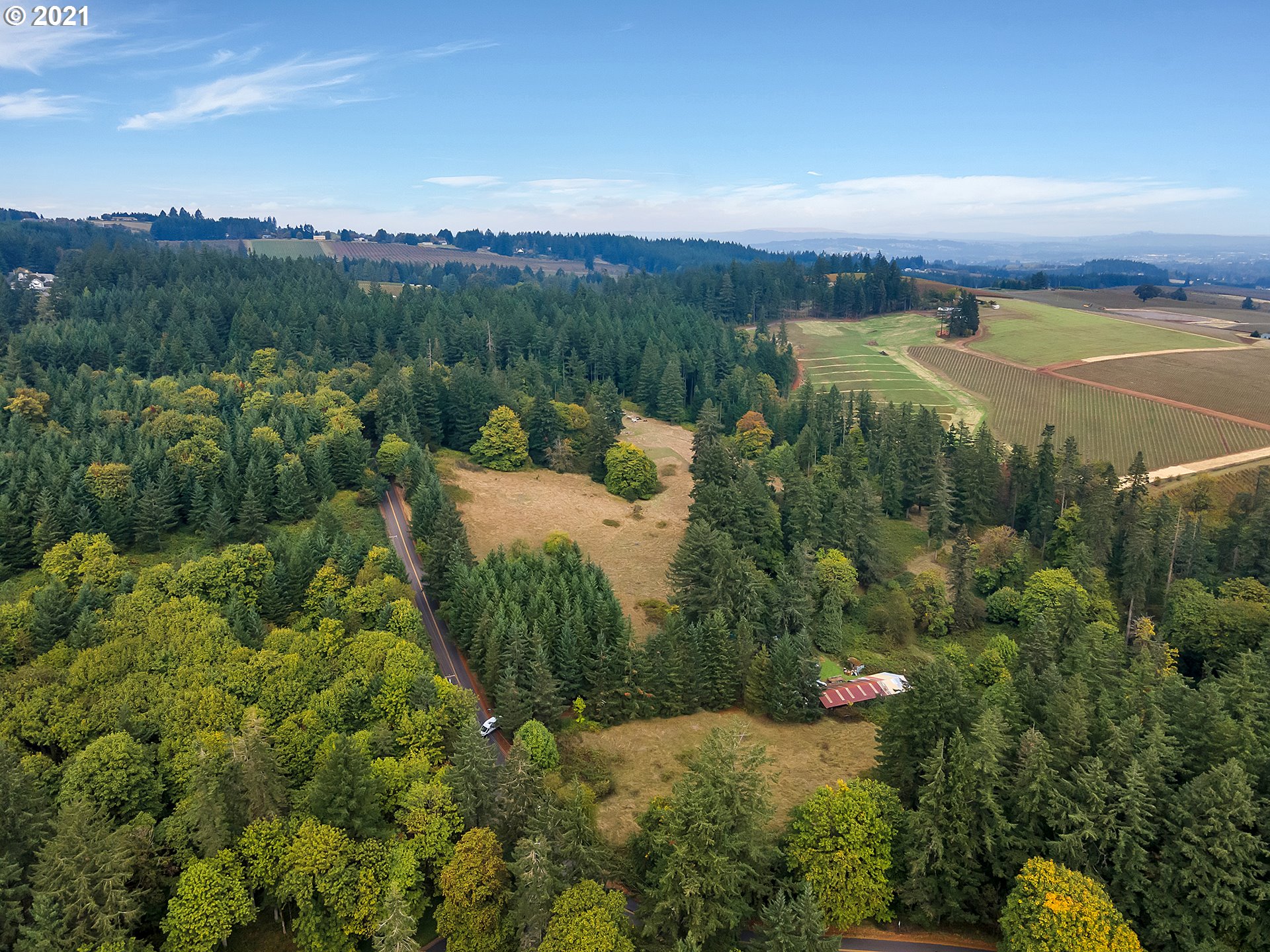 15110 Northeast Quarry Road Newberg, OR 97132 - Photo 4 of 31 Gallery Image 4